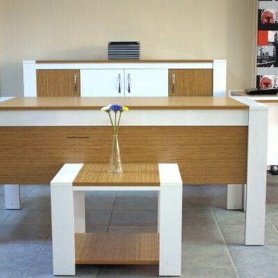 Antalya Büro Masası Alan Yer